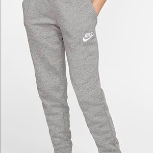 grey nike sweatpants